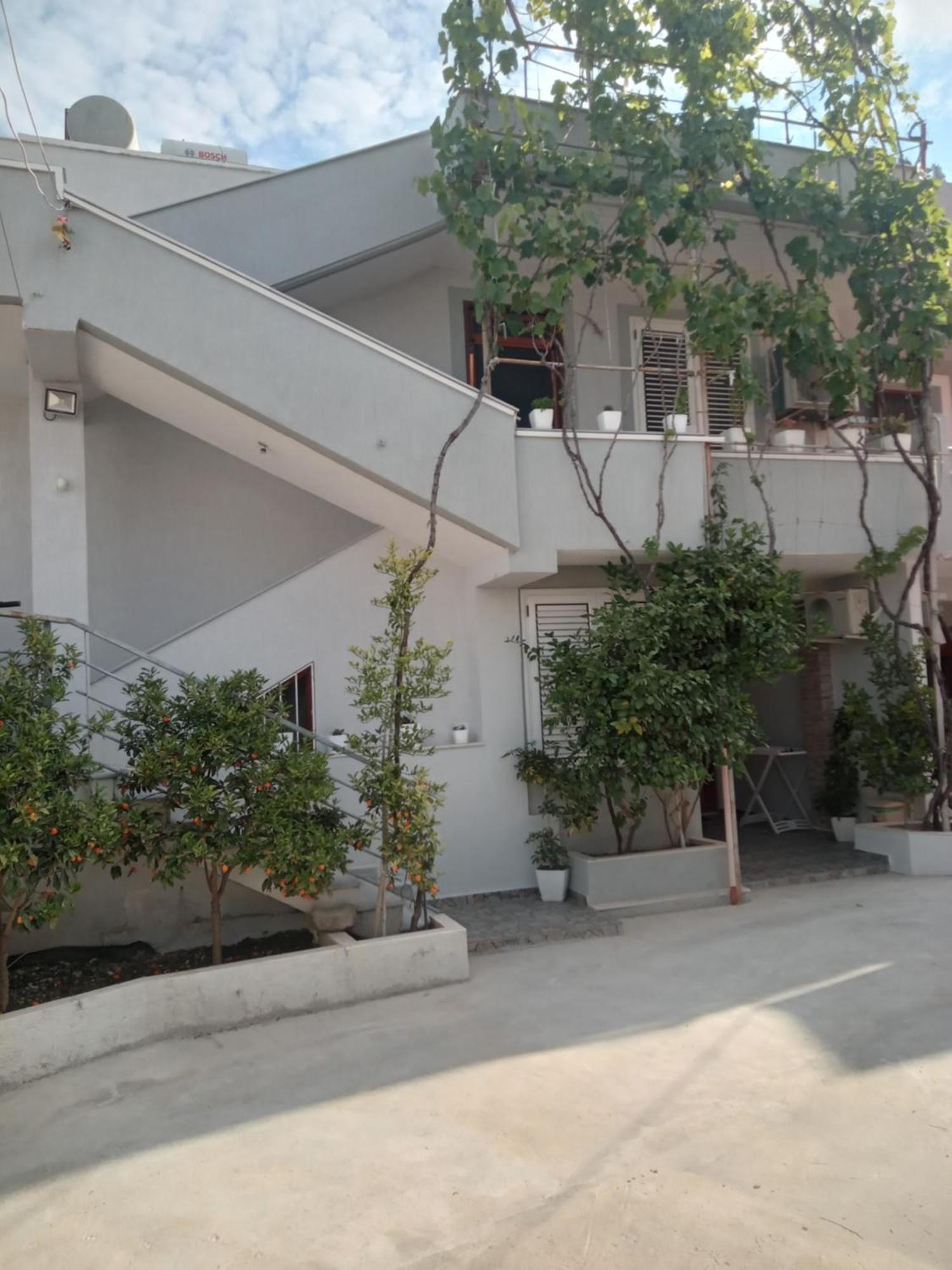 Private Villa Aras 2 - Luxury & Elegance Apartments Vlorë Buitenkant foto