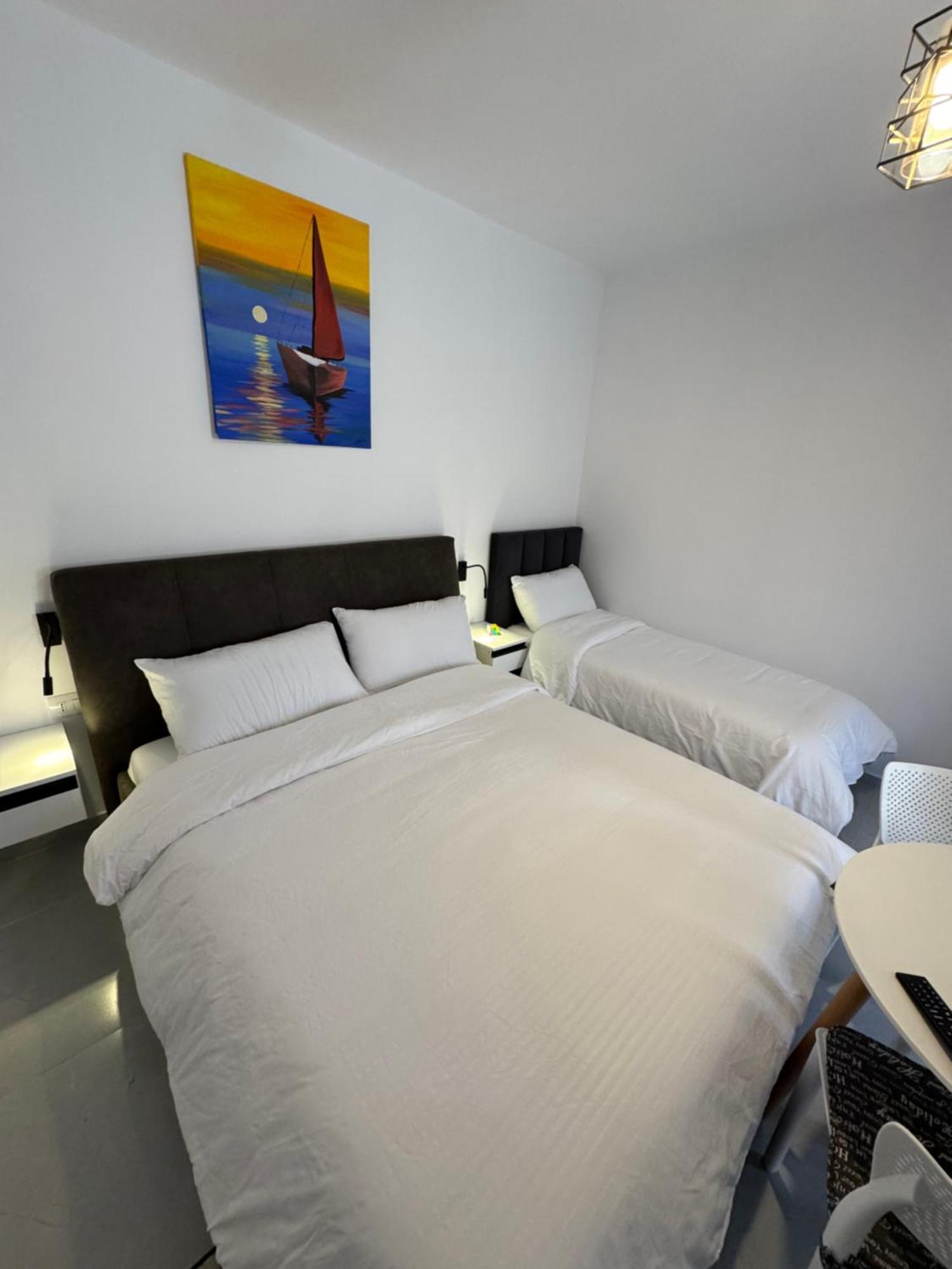 Private Villa Aras 2 - Luxury & Elegance Apartments Vlorë Buitenkant foto