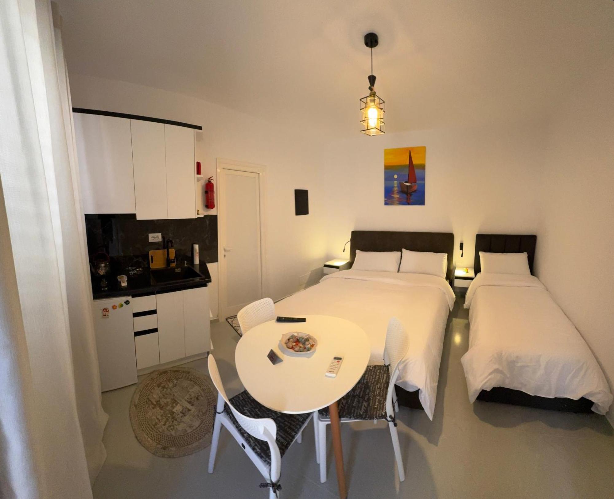 Private Villa Aras 2 - Luxury & Elegance Apartments Vlorë Buitenkant foto