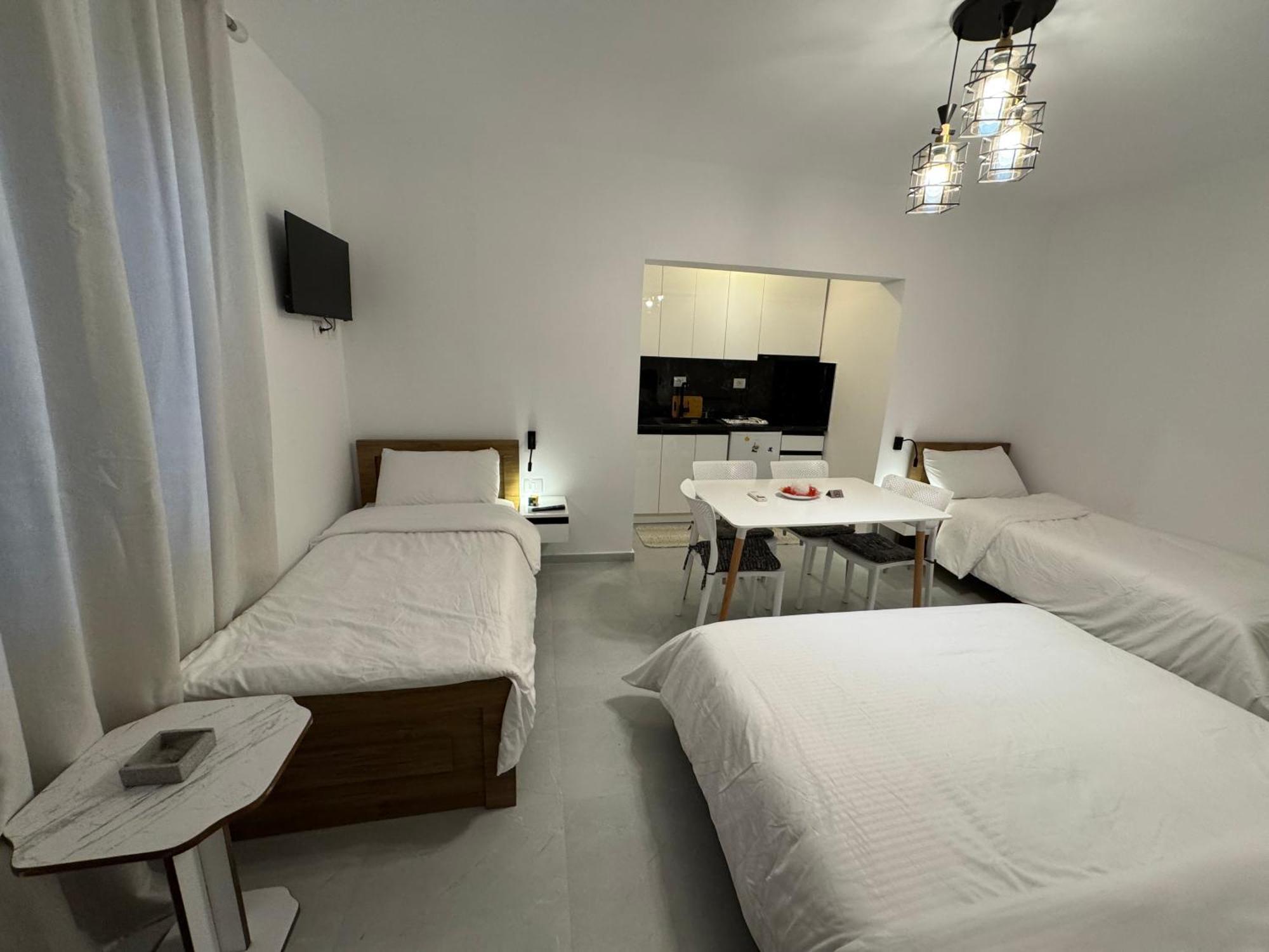 Private Villa Aras 2 - Luxury & Elegance Apartments Vlorë Buitenkant foto