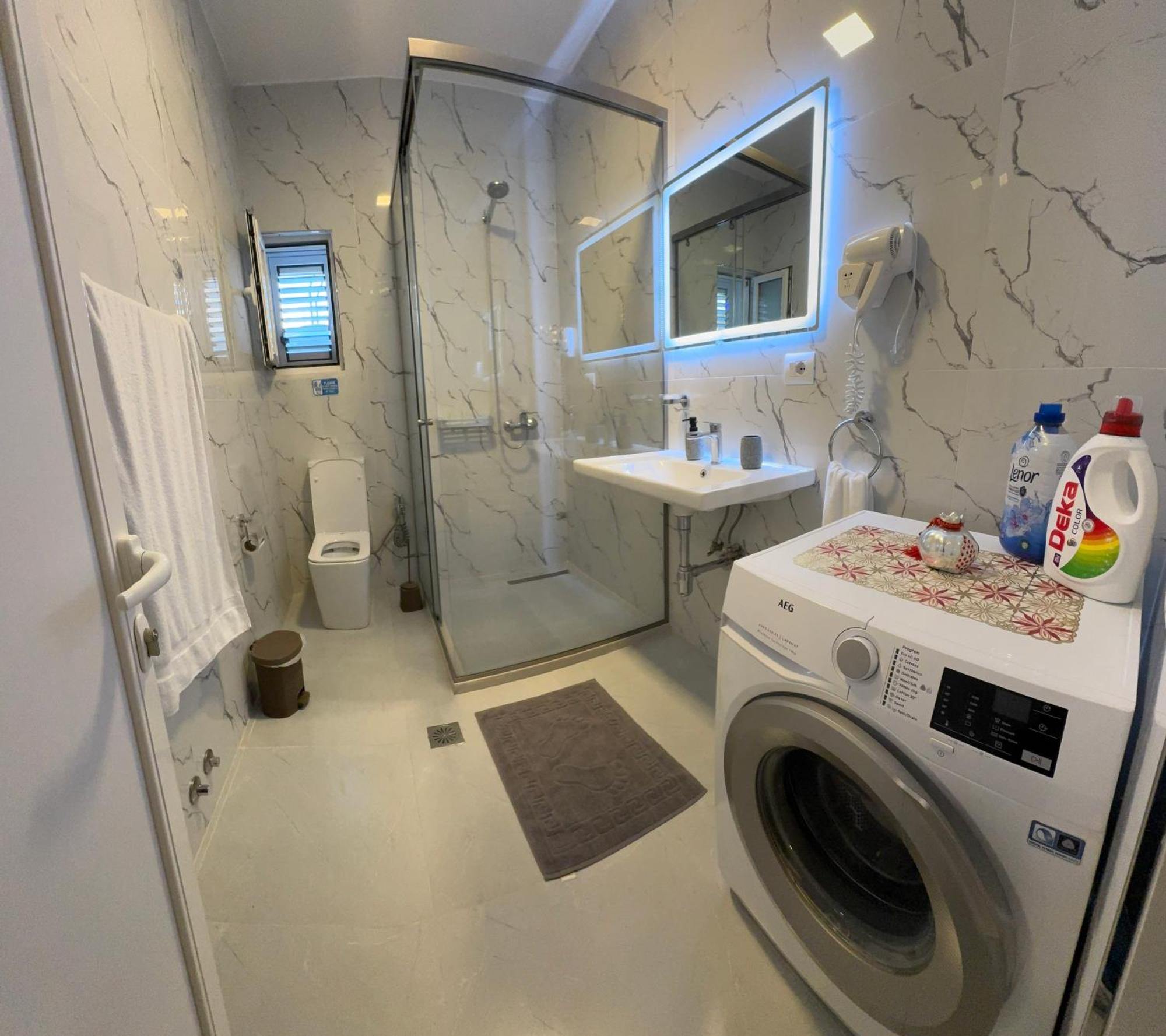 Private Villa Aras 2 - Luxury & Elegance Apartments Vlorë Buitenkant foto